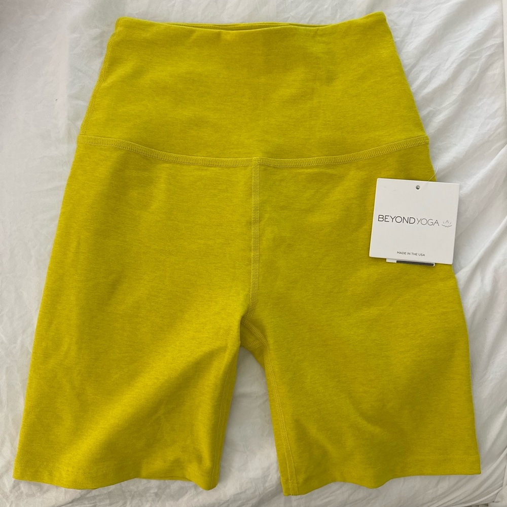 Beyond Yoga Women's Yellow Biker Shorts
